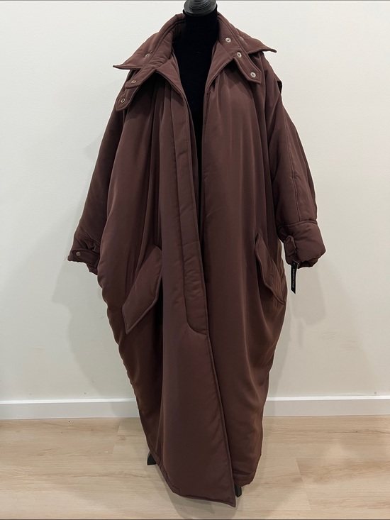 Stinson Haus Jackets & Blazers - STINSON HAUS COZY PUFFER - Chocolate